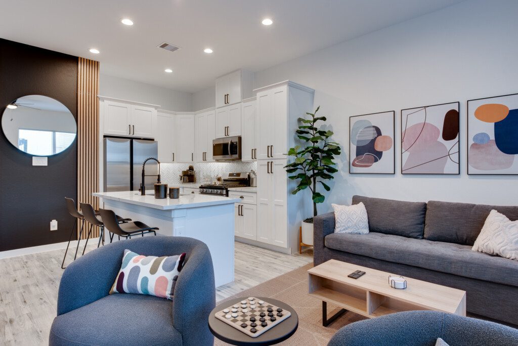 Copy of DSC 3719 ZAC