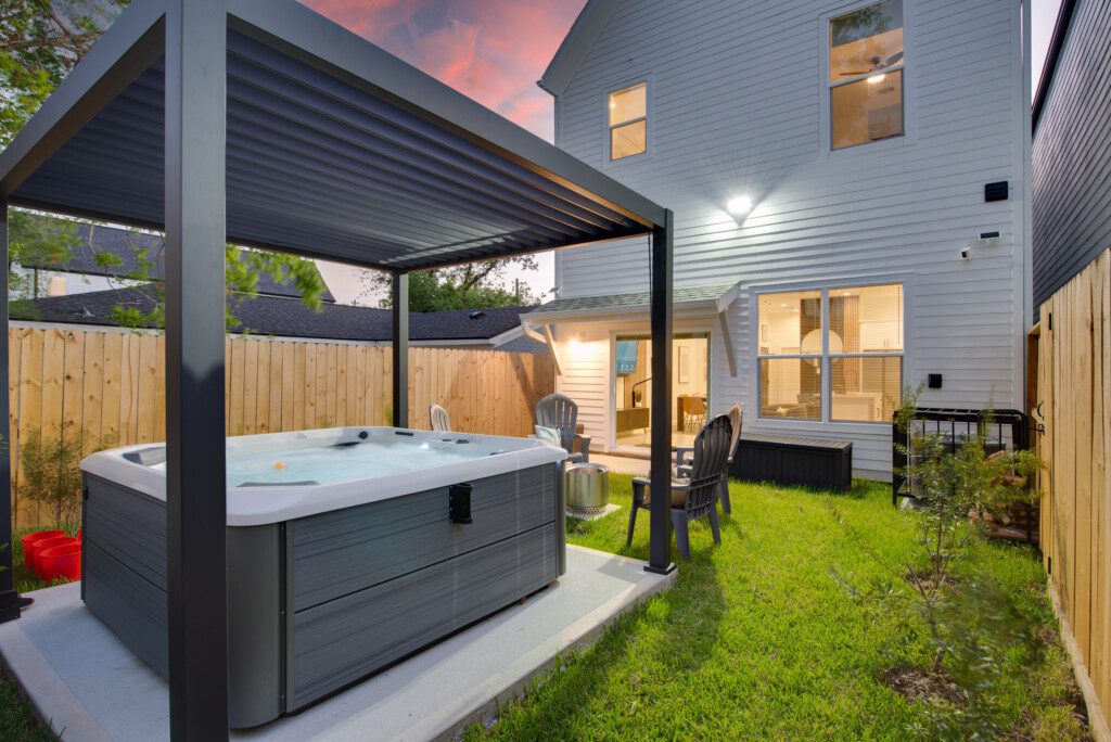 Copy of DSC 3869 ZAC Edit