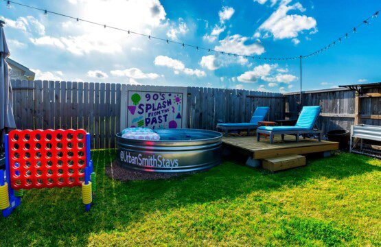 e6fd104f 33cd 4c30 bcdd b3a5ff4e2b26