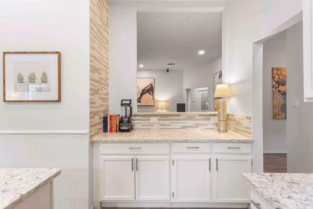 ee1a1b3d 9c80 436c 9aa3 6021582860a5