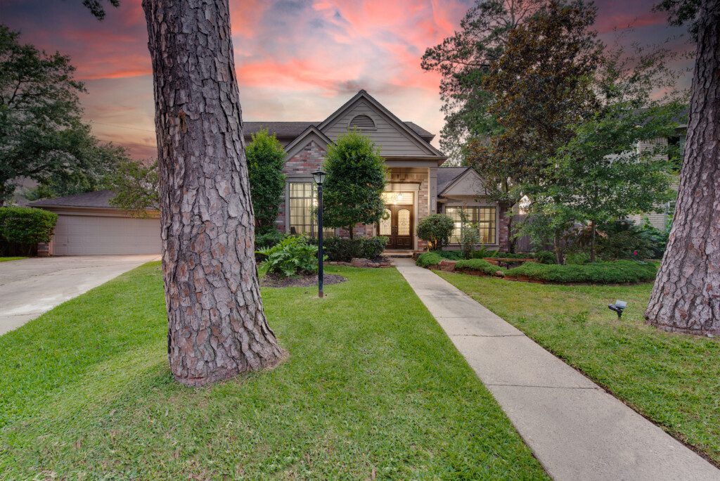 Destination Pine Walk house manual - Spring Texas vacation rental with pool and outdoor entertainment area